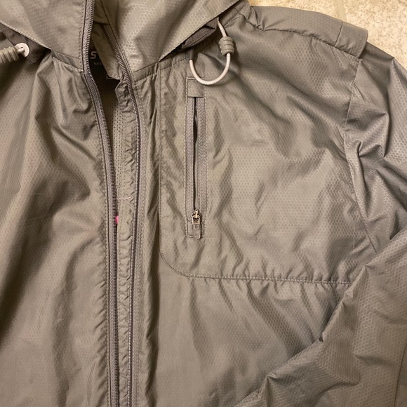 Nike Storm-FIT Running Jacket - Picture 5 of 9